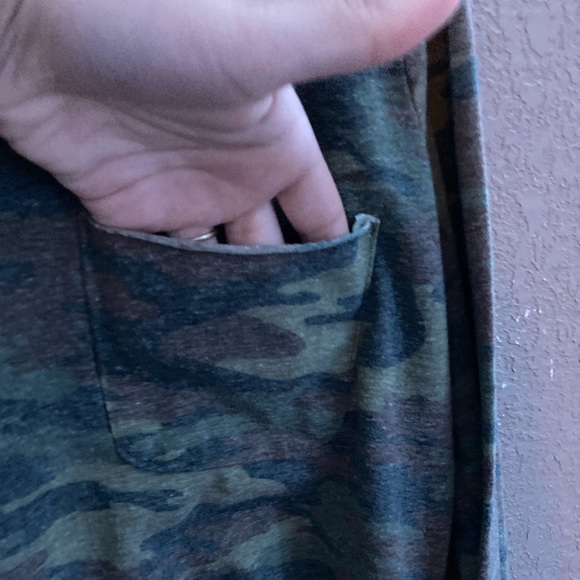 Vintage Camouflage elbow long shirt, size~XL, Brand~Range Kiss, - Picture 5 of 6